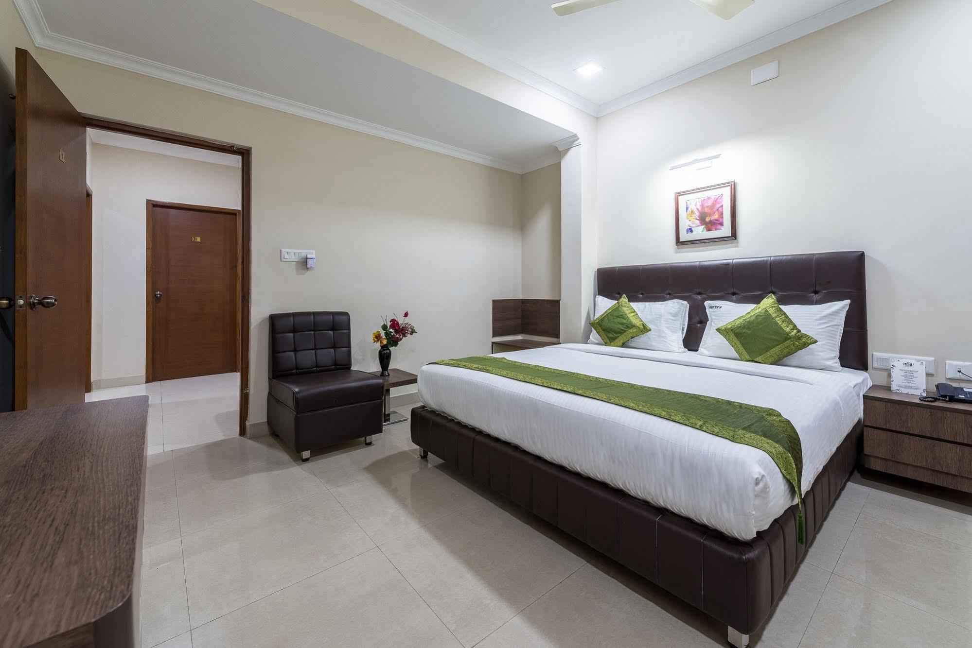 צ'נאי Hotel Mount Kailash Suites מראה חיצוני תמונה